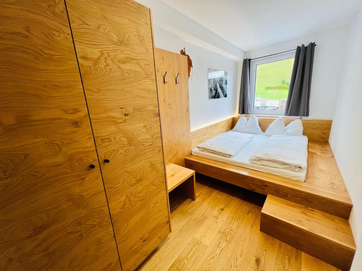 Tiroler Zeitgeist Apartment Fuegen Ngoại thất bức ảnh