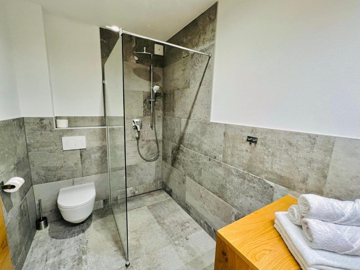 Tiroler Zeitgeist Apartment Fuegen Ngoại thất bức ảnh